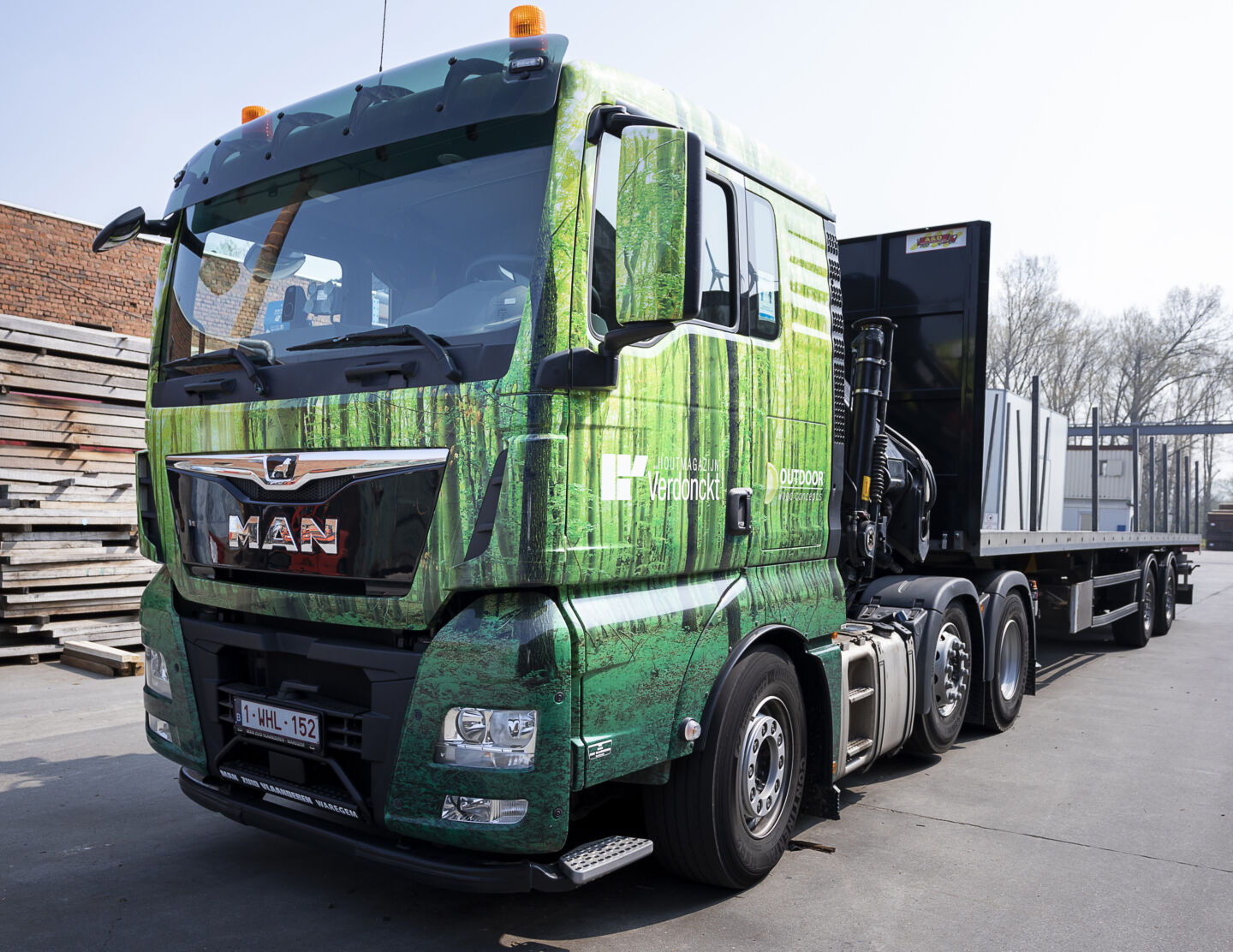 Vrachtwagen Houtmagazijn Verdonckt 2