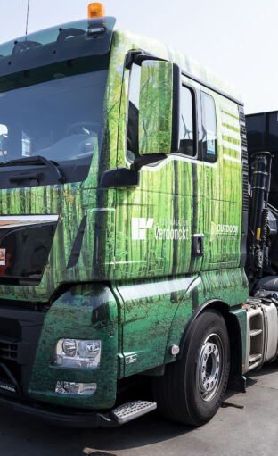 Vrachtwagen Houtmagazijn Verdonckt 2